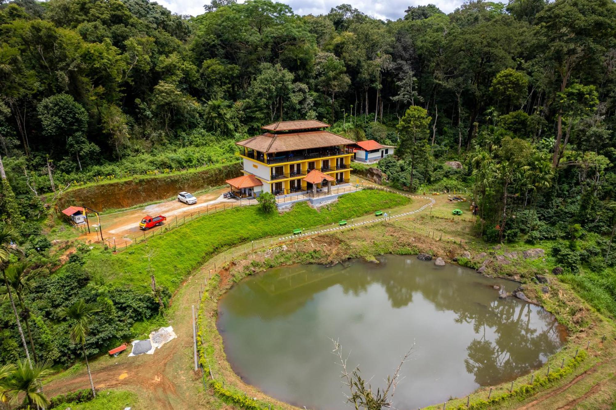 The Hosteller Coorg Rainforest, マディケーリ エクステリア 写真